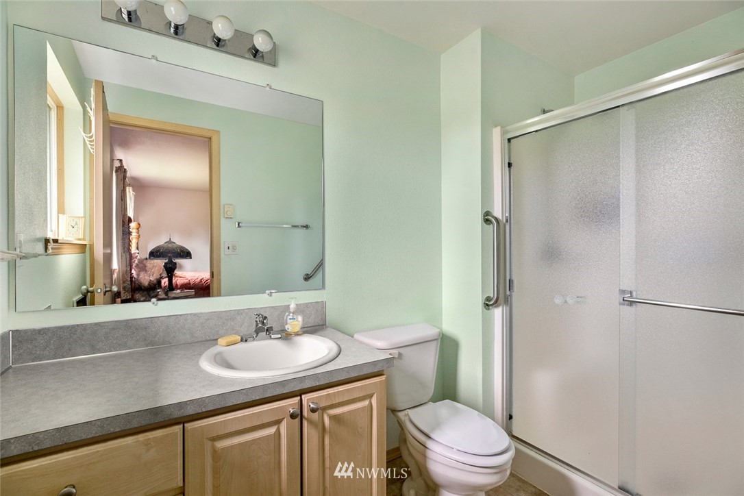 3380 West Martin Road Shelton, WA 98584 - Photo 13 of 27 Gallery Image 13