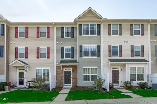 $270,000 | 2120 Breezeway Drive, Unit 104, Raleigh, NC 27614