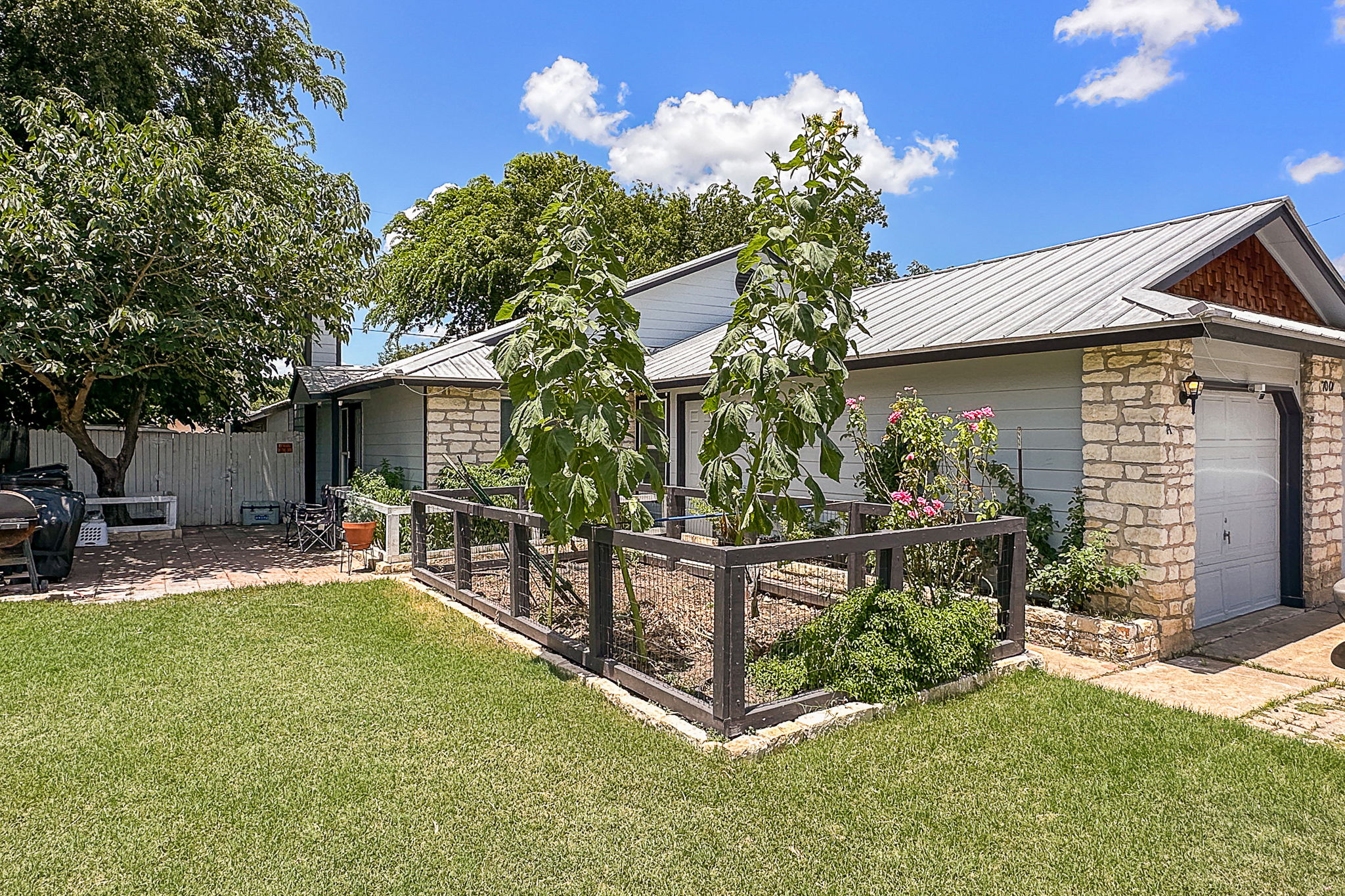 700 Misty Morning Way Round Rock, TX 78664 - Photo 20 of 36 Unit A - Prime investment property with metal roof and beautifully remodeled, inside and out. The property has great curb appeal with green, manicured front lawn.