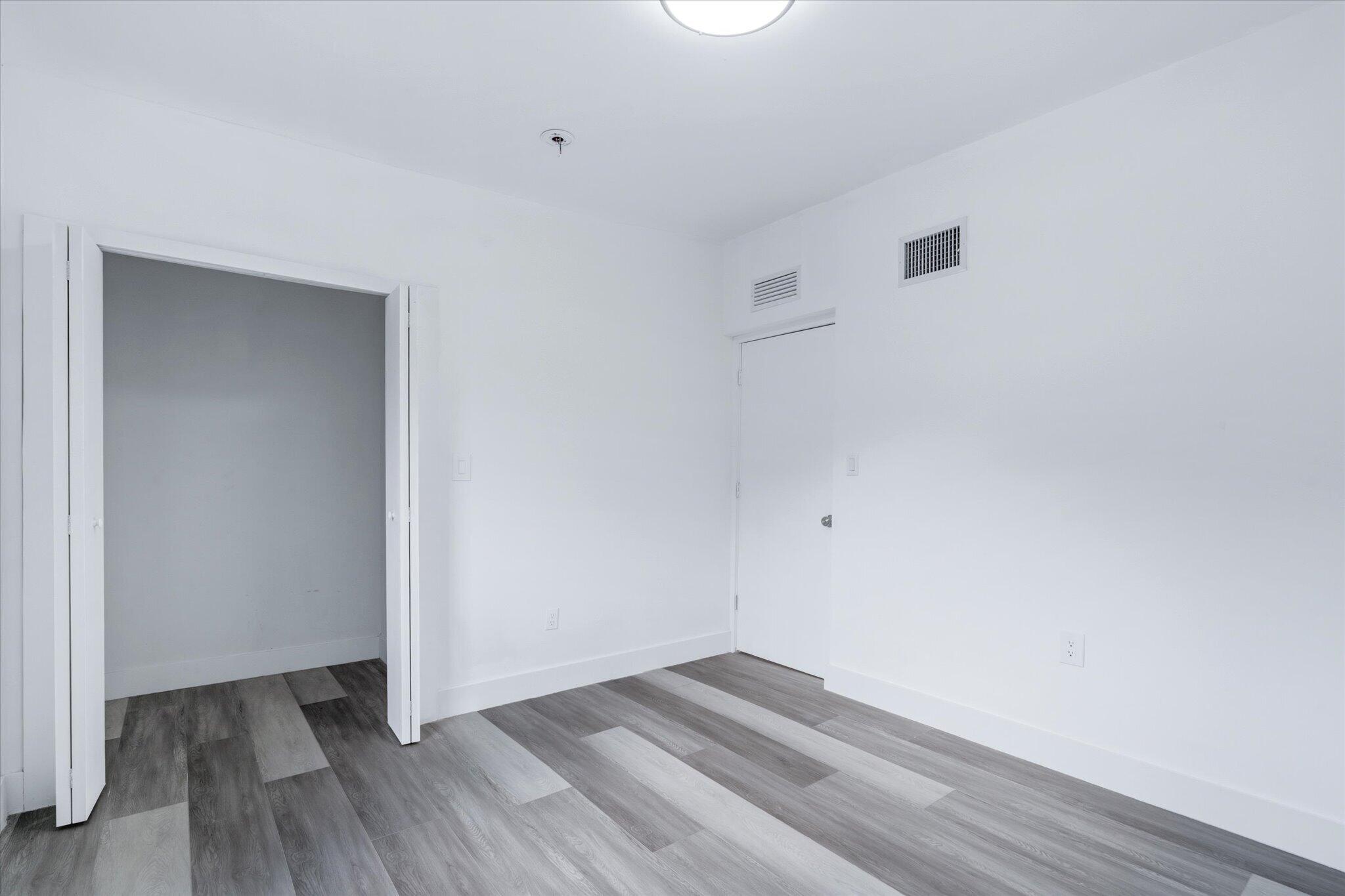 2437 Northwest 97th Street Miami, FL 33147 - Photo 13 of 22 38-38
