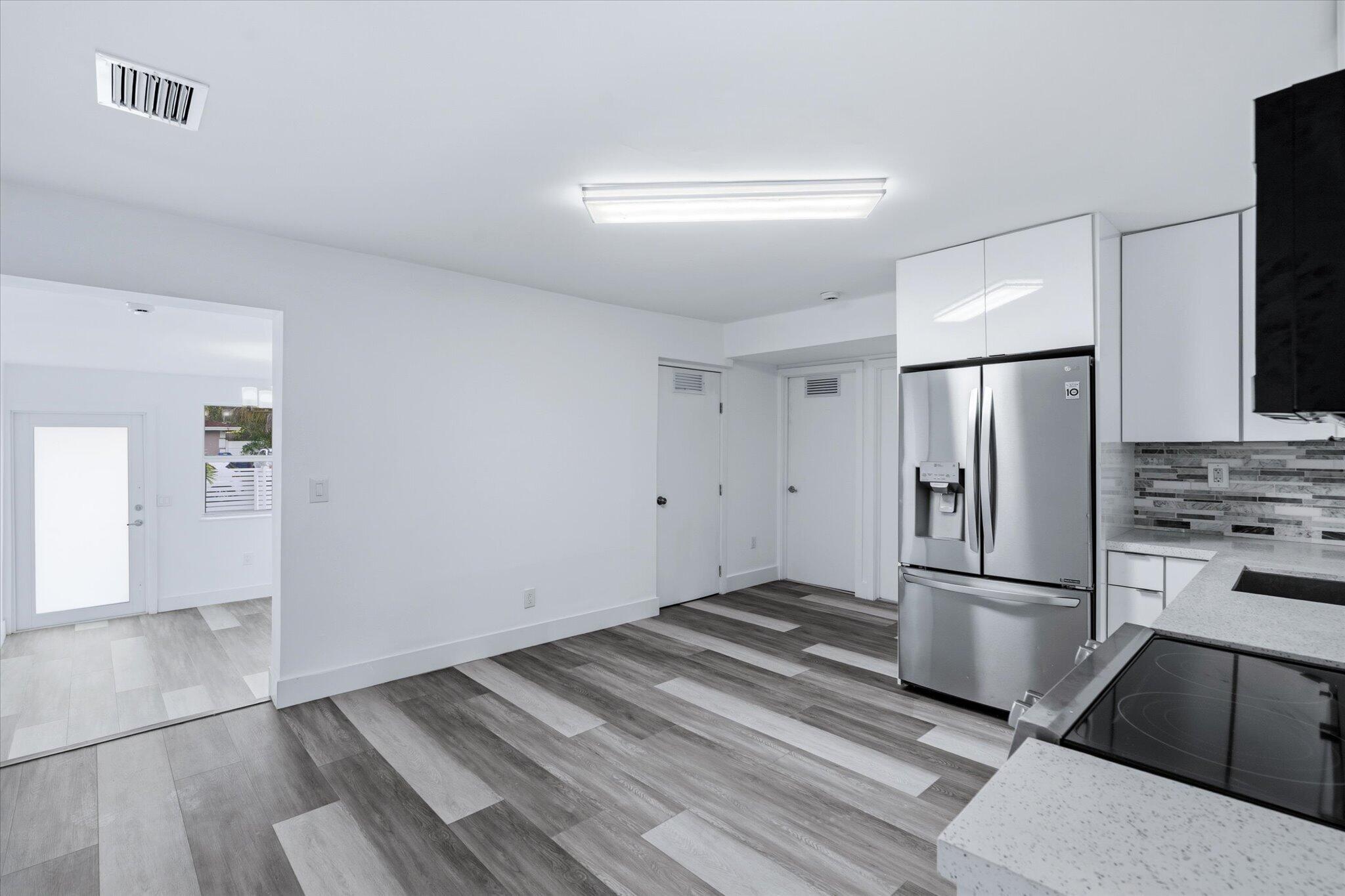 2437 Northwest 97th Street Miami, FL 33147 - Photo 8 of 22 33-33