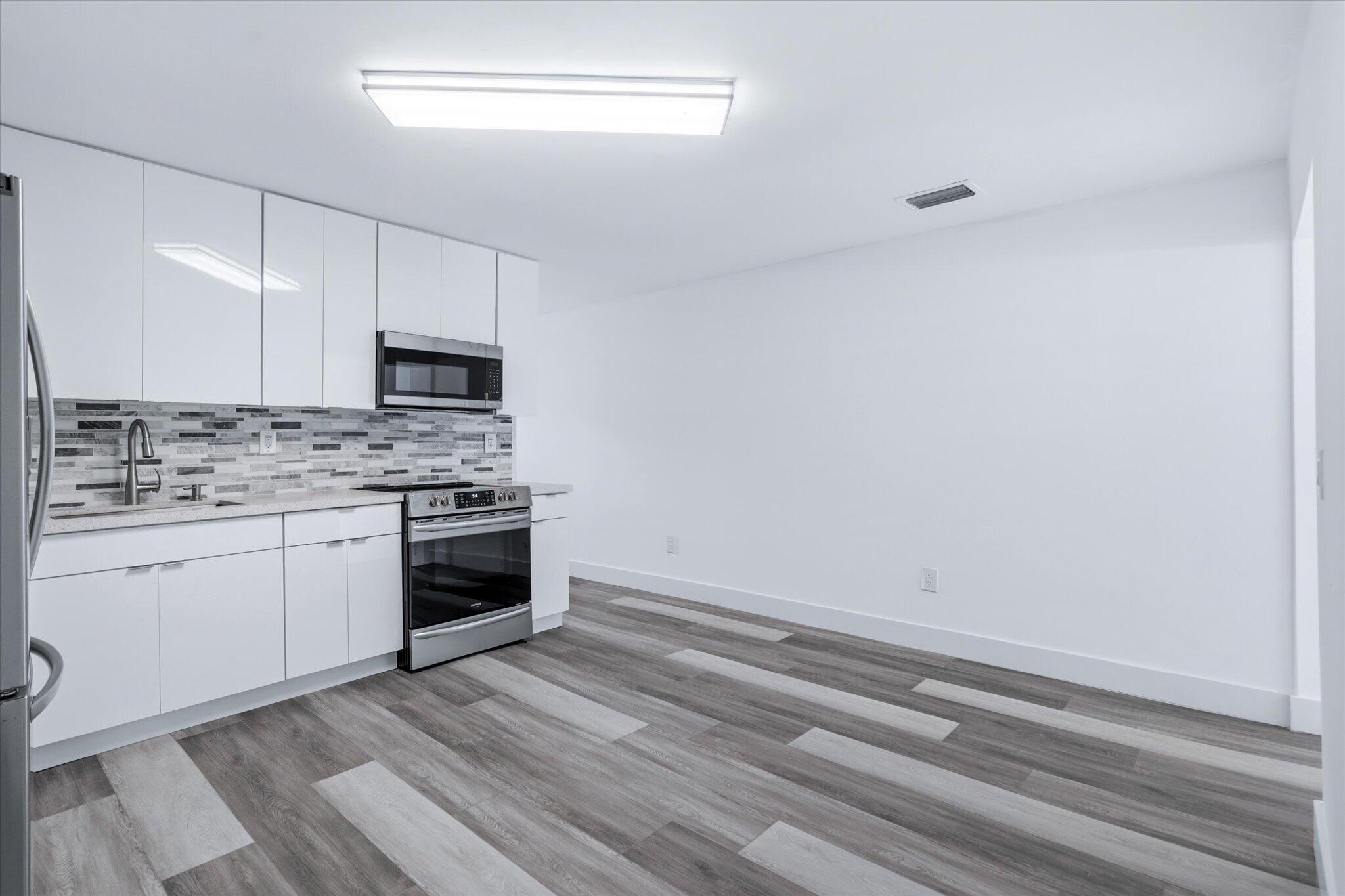 2437 Northwest 97th Street Miami, FL 33147 - Photo 9 of 22 34-34