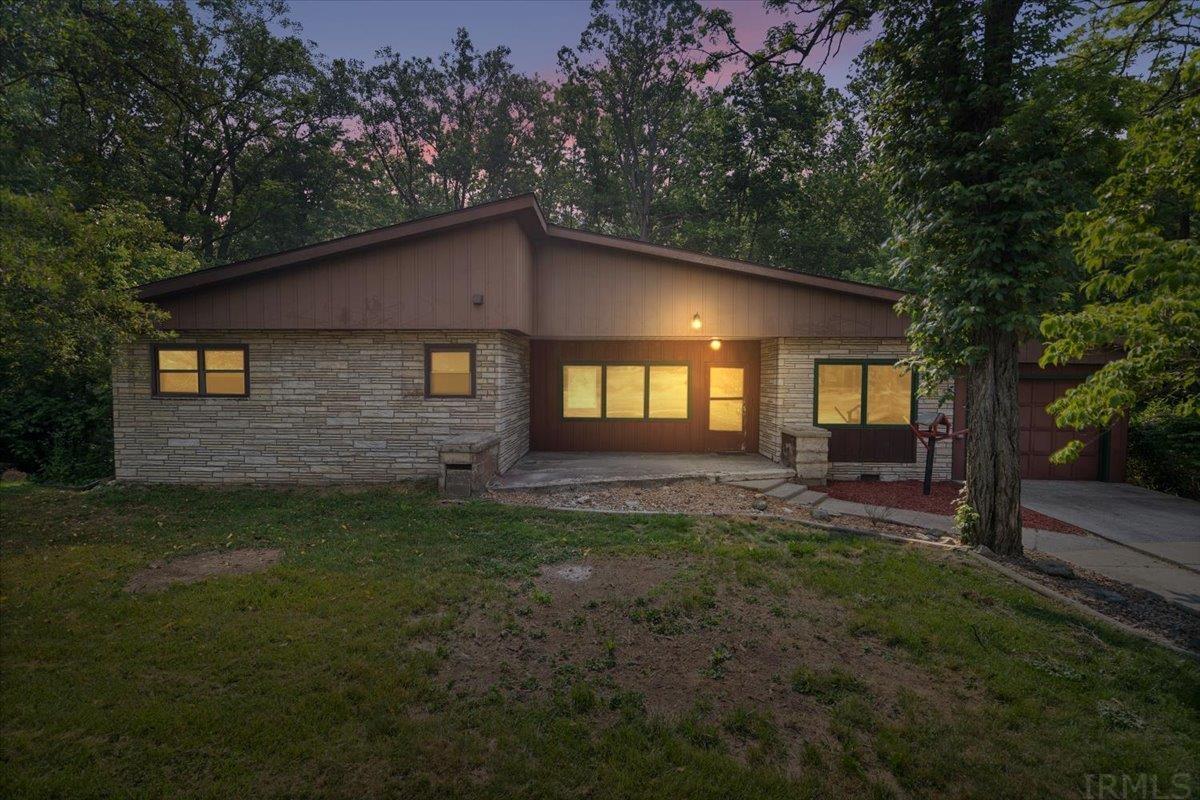 2380 North Lagro Road Marion, IN 46952 - Photo 2 of 36