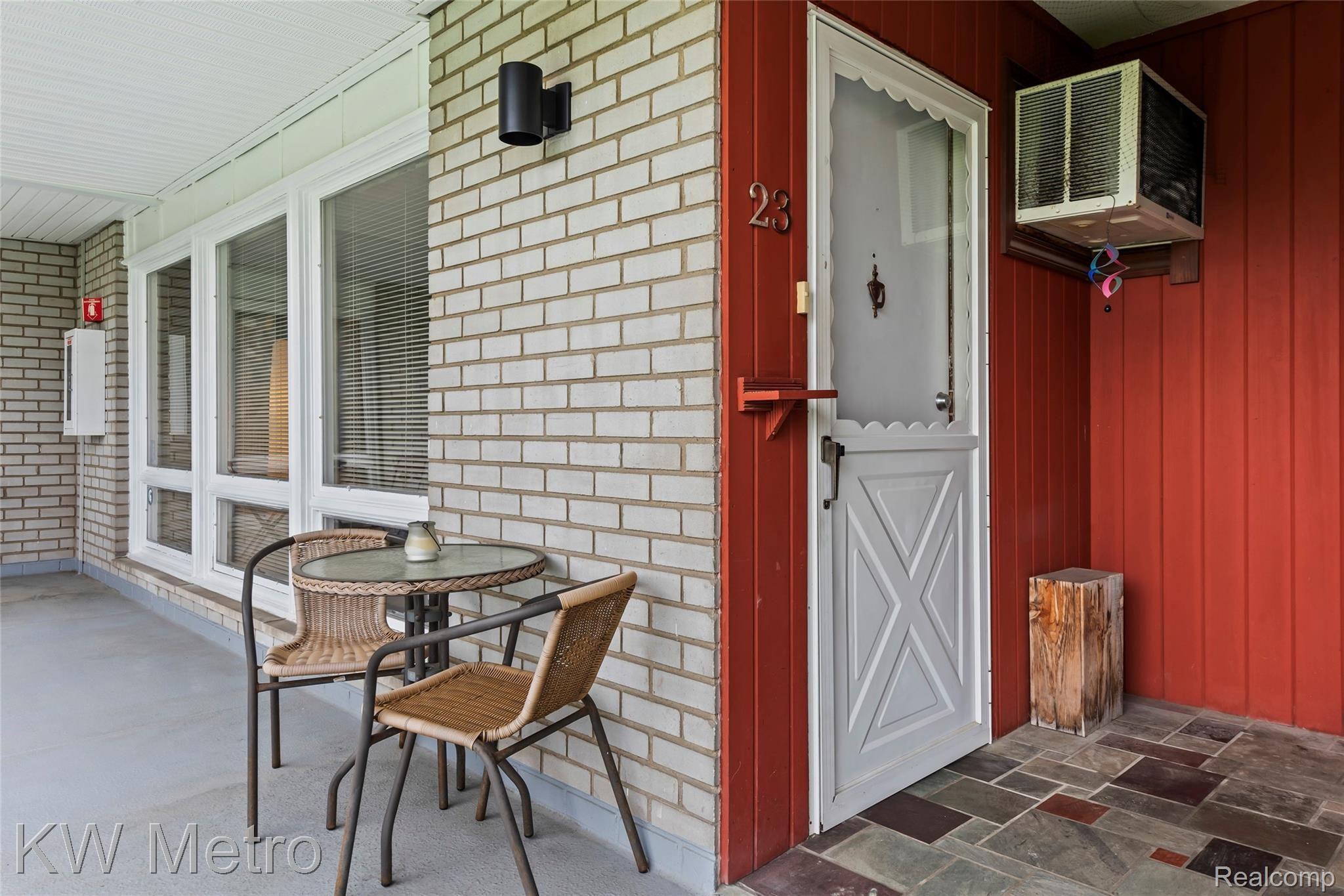 4345 Crooks Road, Unit 23 Royal Oak, MI 48073 - Photo 20 of 20 Exterior