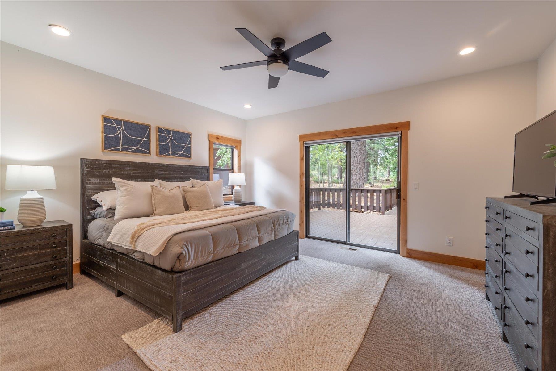 14192 Ski View Loop Truckee, CA 96161 - Photo 13 of 28 Gallery Image 13