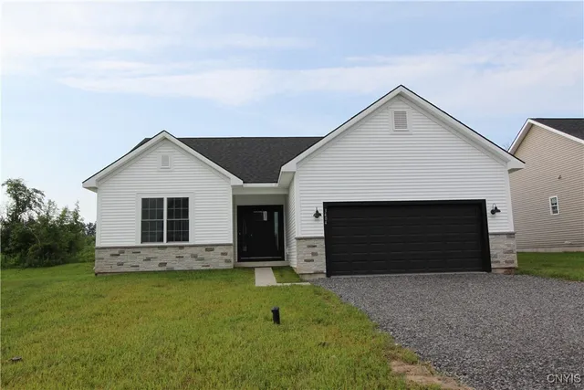 $509,900 | 322 Sedge Grass Road, Lysander, NY 13027