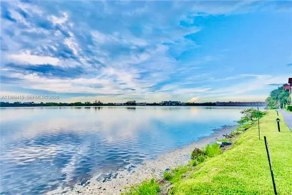 $249,000 | 15525 North Miami Lakeway, Unit 2098, Miami Lakes, FL 33014