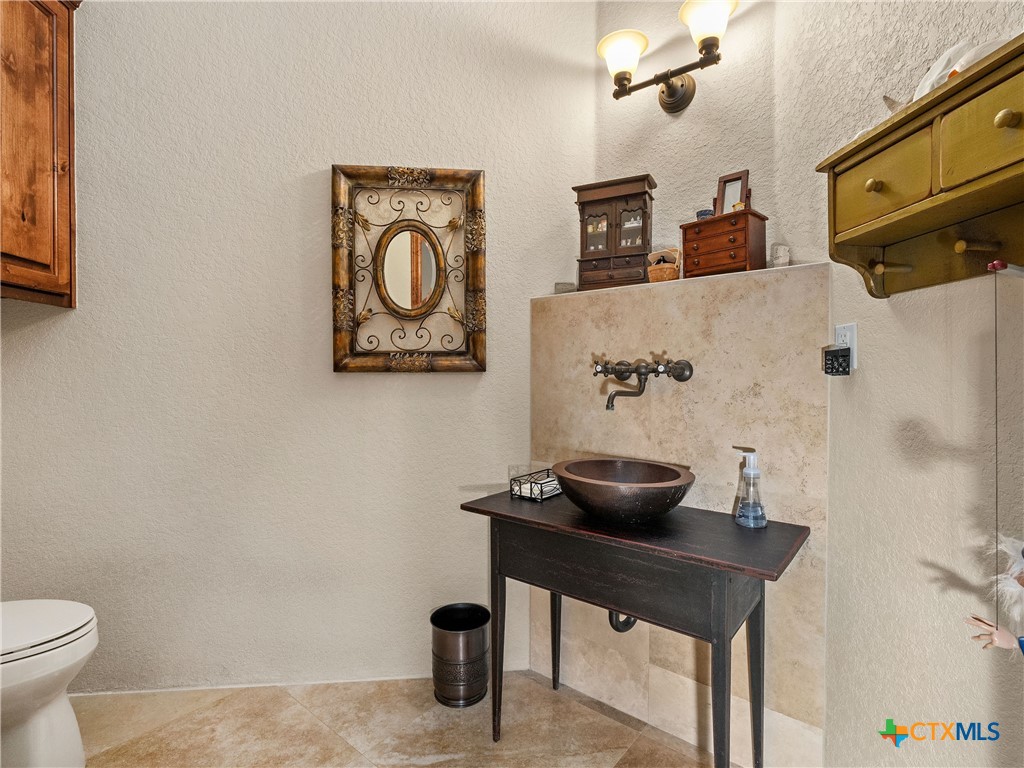 19819 Wild Hollow San Antonio, TX 78266 - Photo 22 of 48