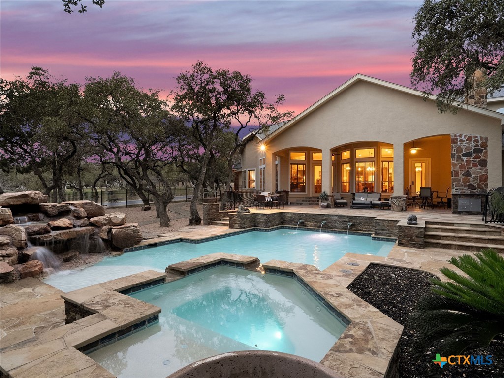 19819 Wild Hollow San Antonio, TX 78266 - Photo 39 of 48