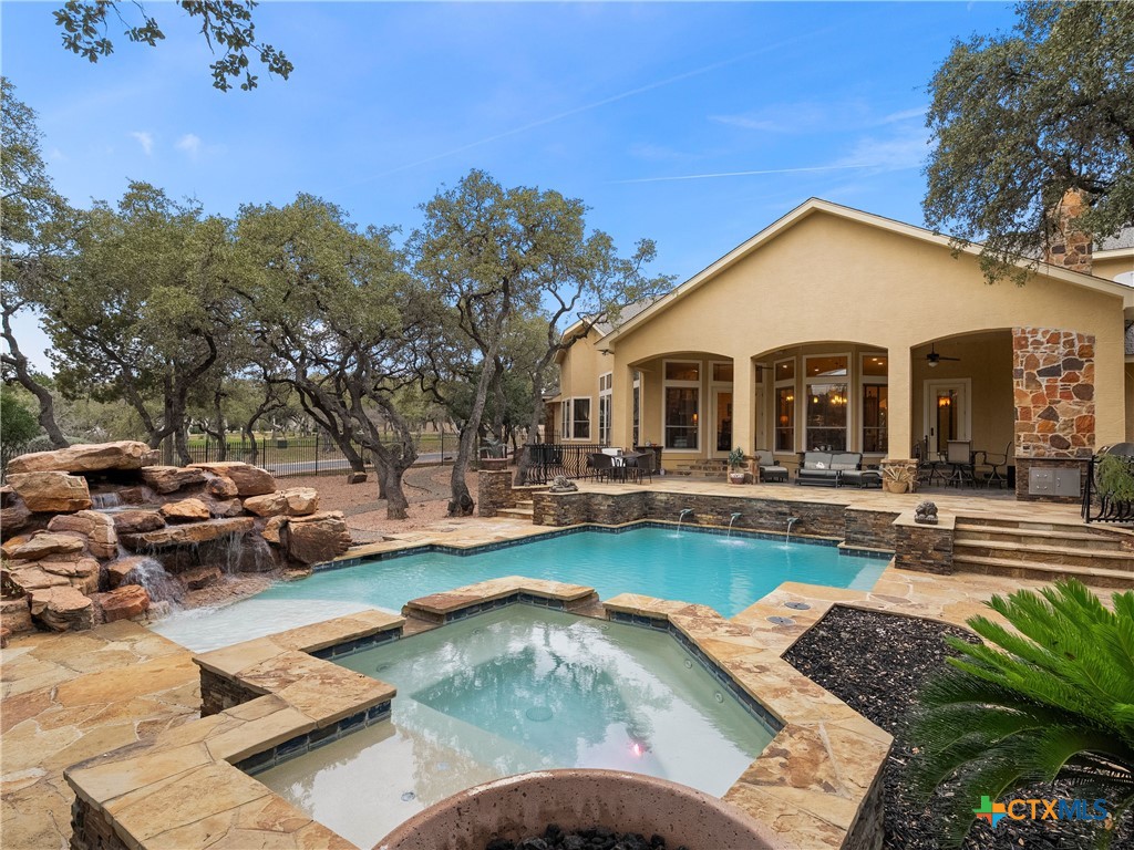 19819 Wild Hollow San Antonio, TX 78266 - Photo 46 of 48