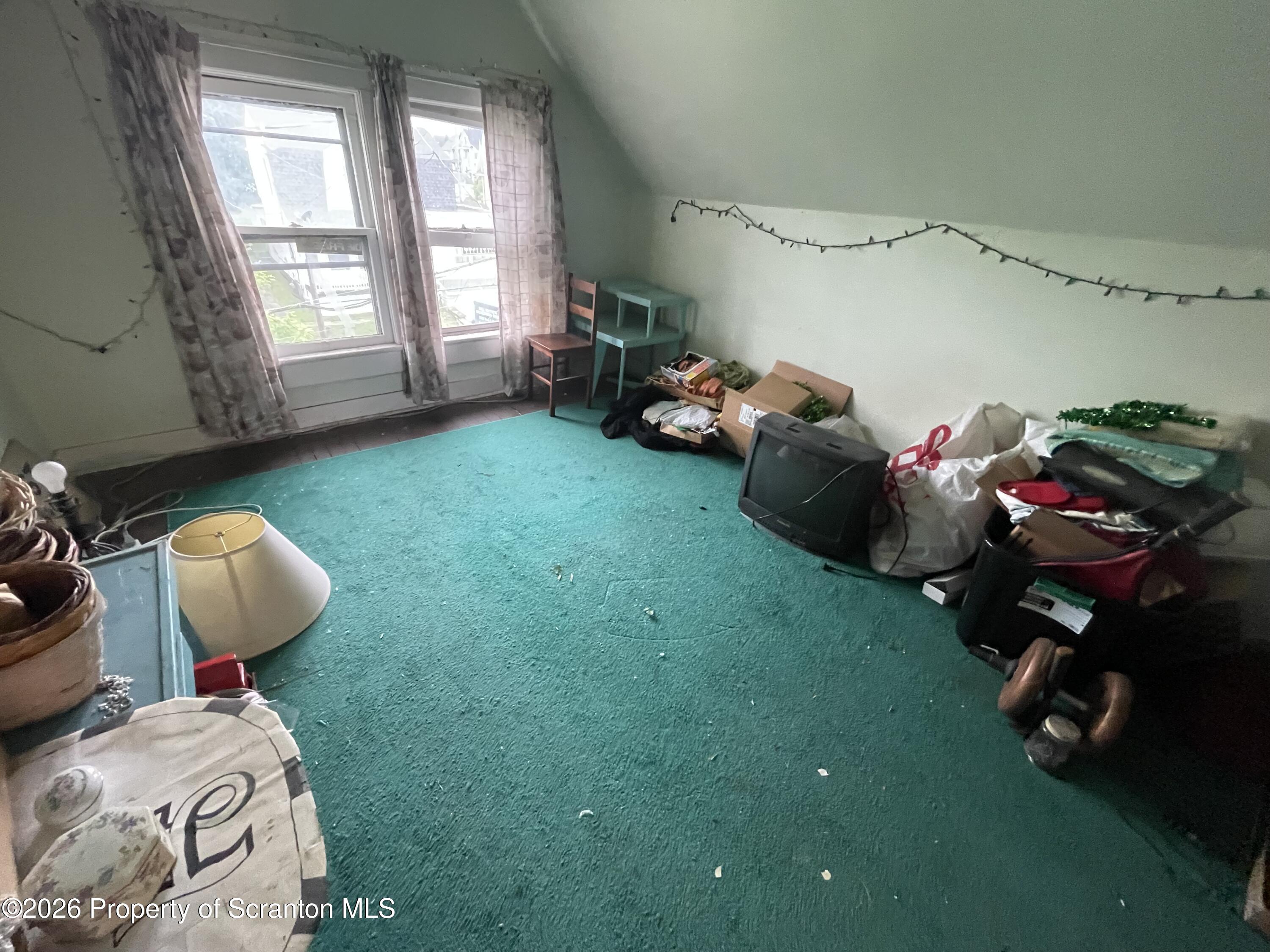 1625 Myrtle Street Scranton, PA 18510 - Photo 31 of 35 Third floor