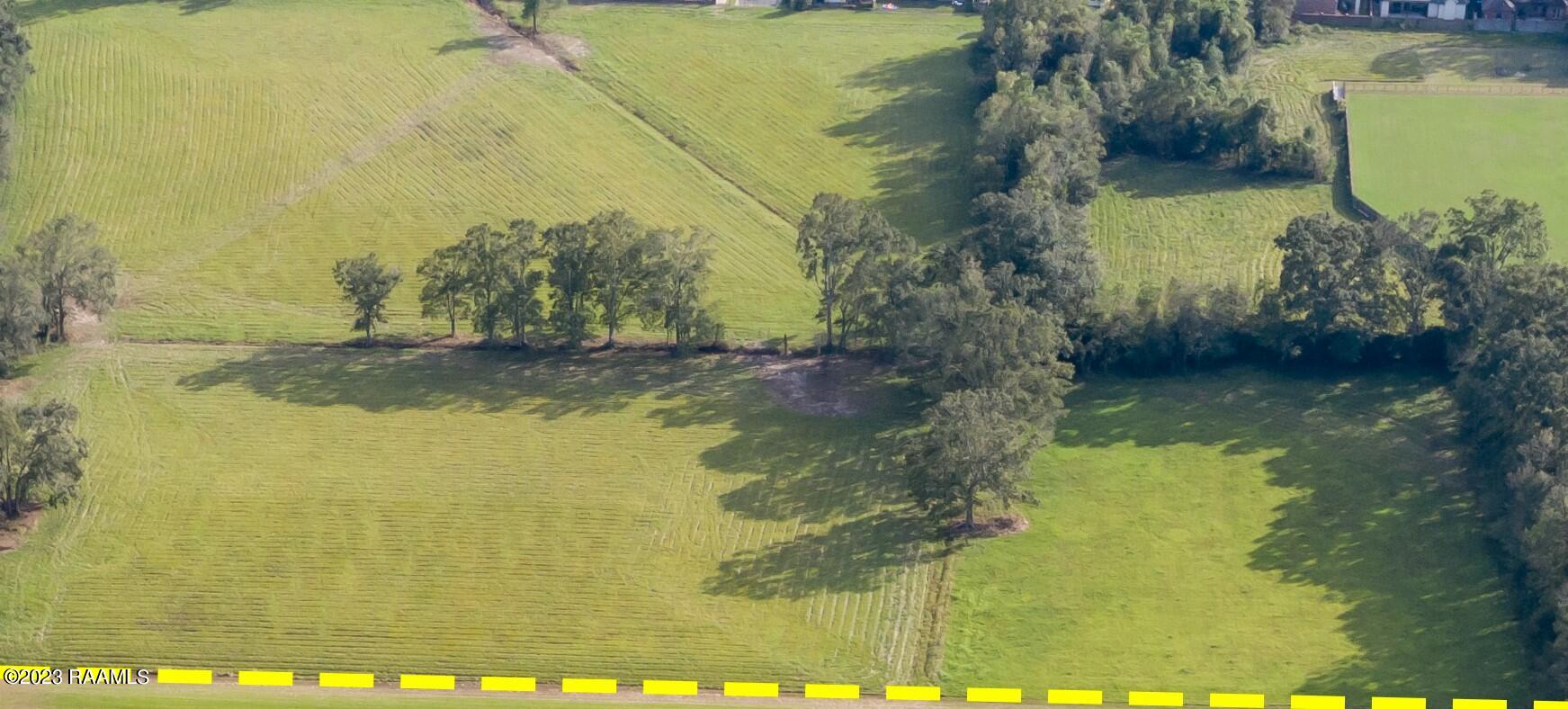 600 BLK W Butcher Switch Rd -1