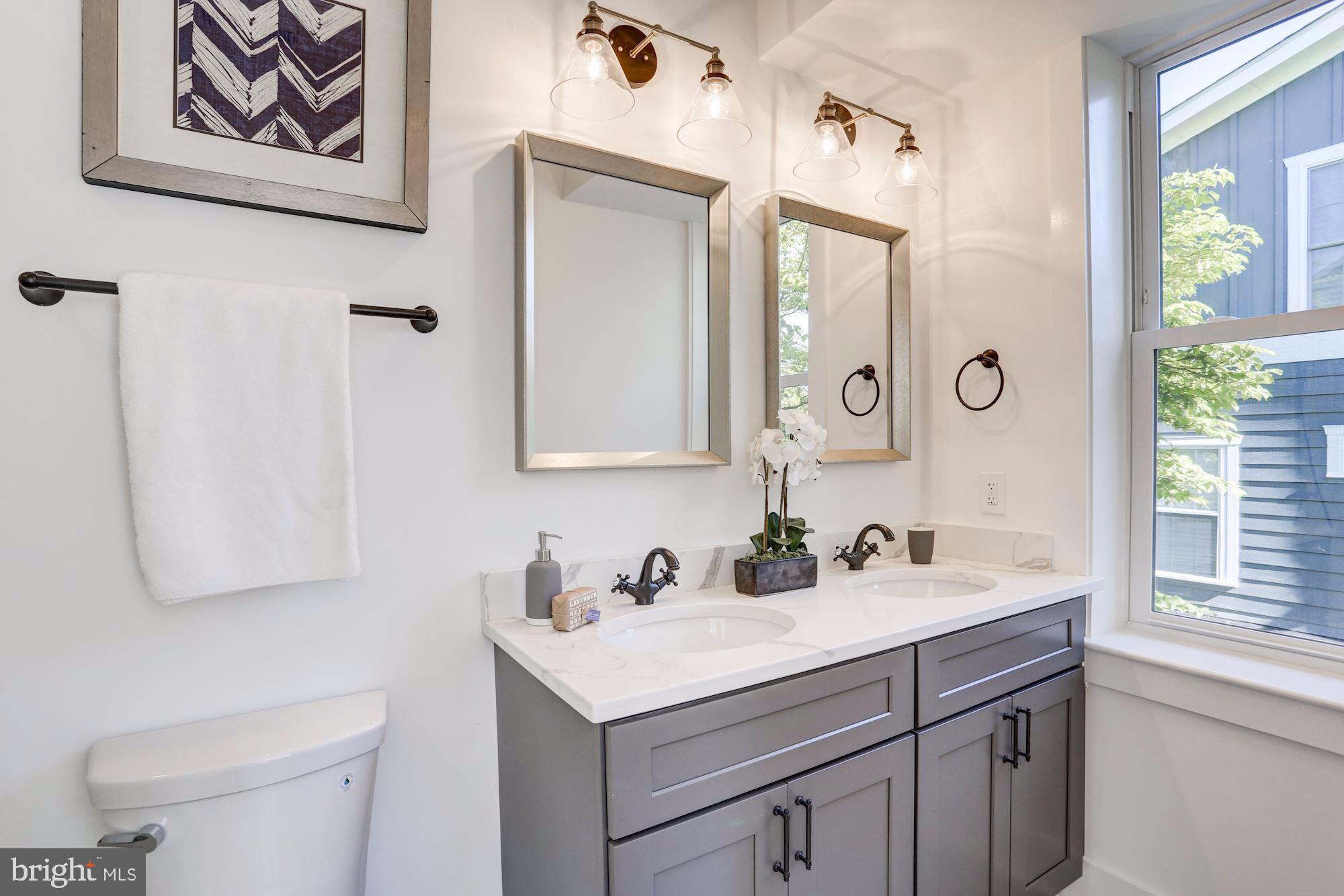 4326 18th Street Northwest Washington, DC 20011 - Photo 18 of 45