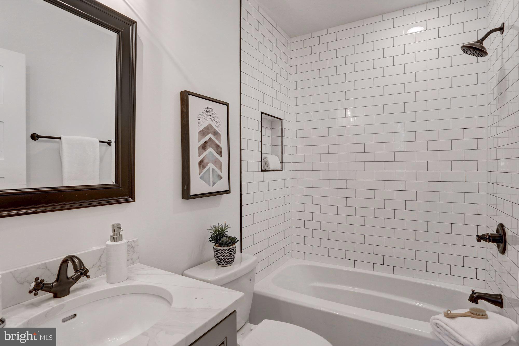 4326 18th Street Northwest Washington, DC 20011 - Photo 23 of 45