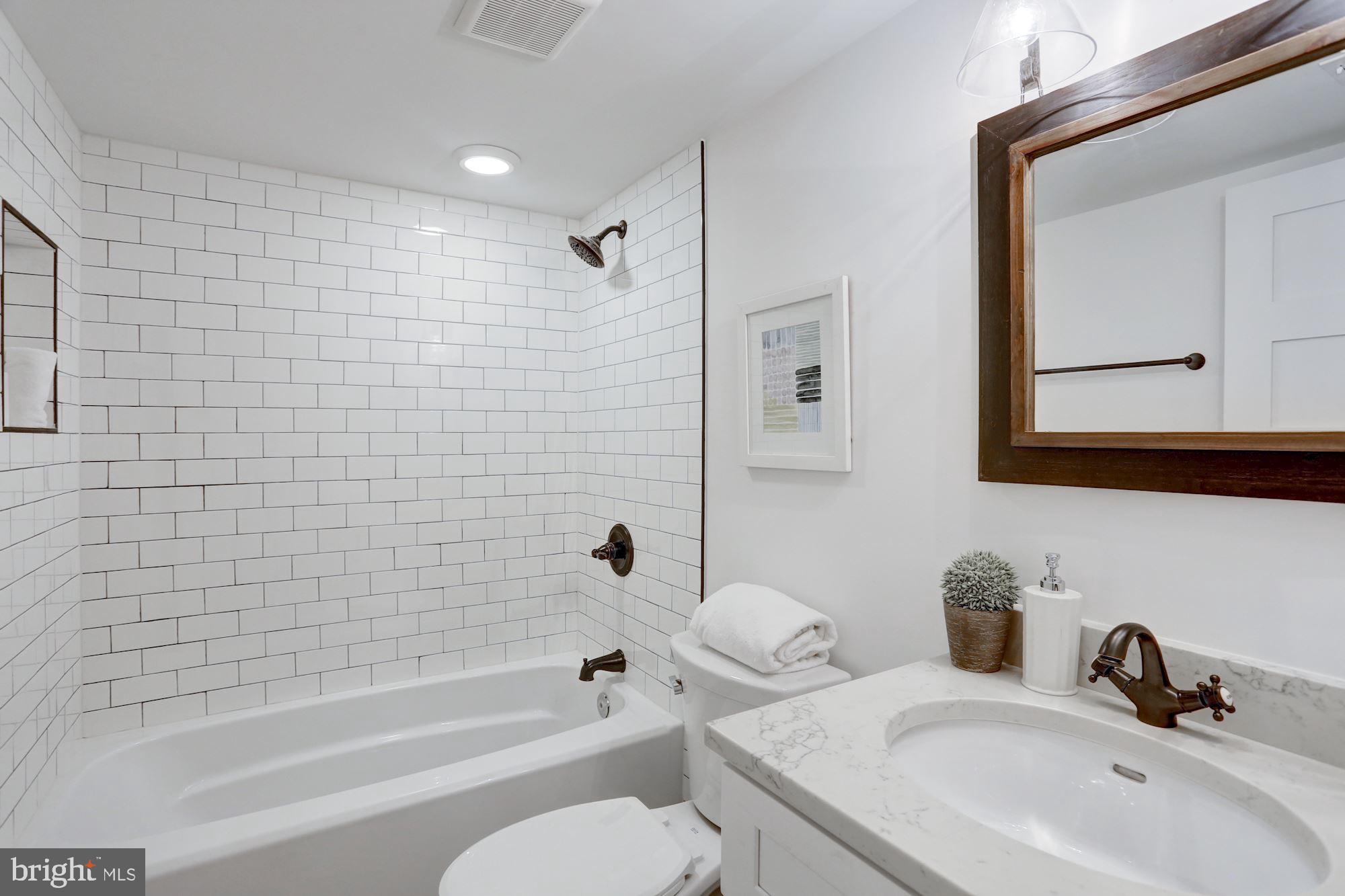 4326 18th Street Northwest Washington, DC 20011 - Photo 27 of 45