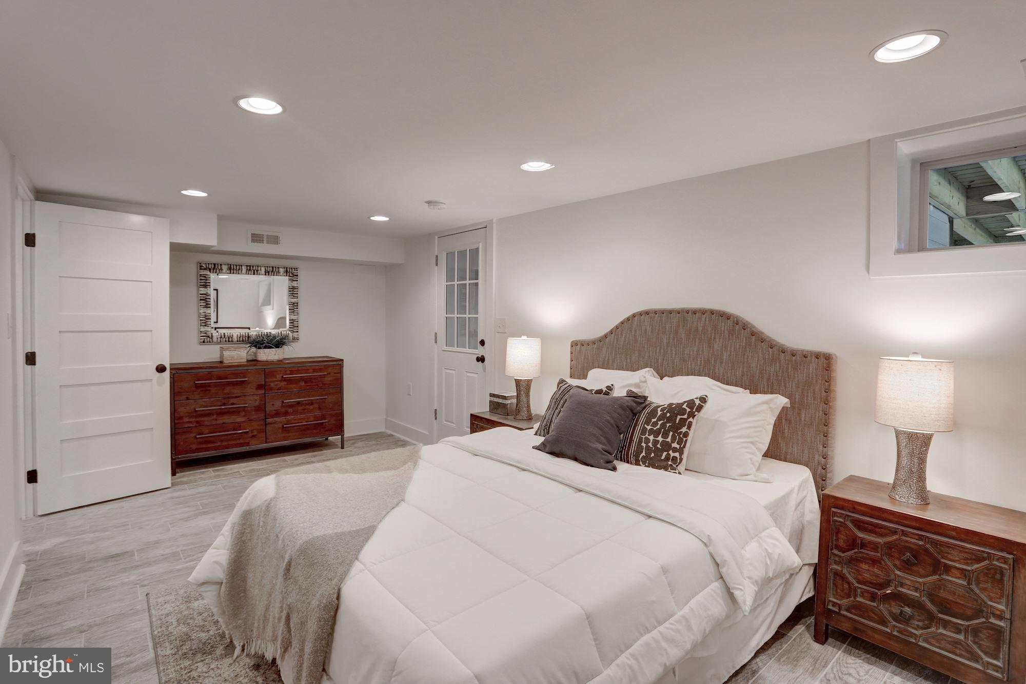 4326 18th Street Northwest Washington, DC 20011 - Photo 37 of 45