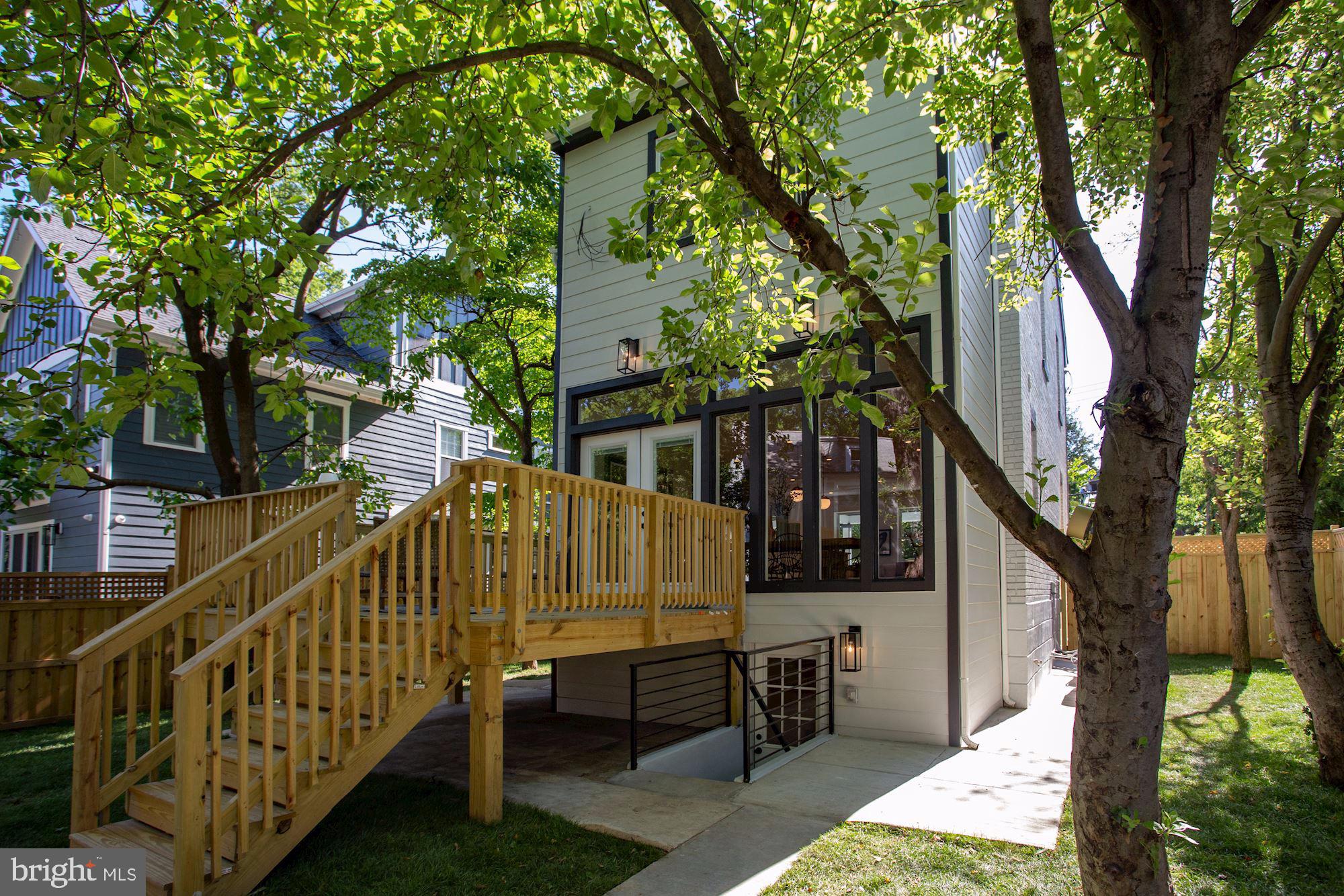 4326 18th Street Northwest Washington, DC 20011 - Photo 44 of 45