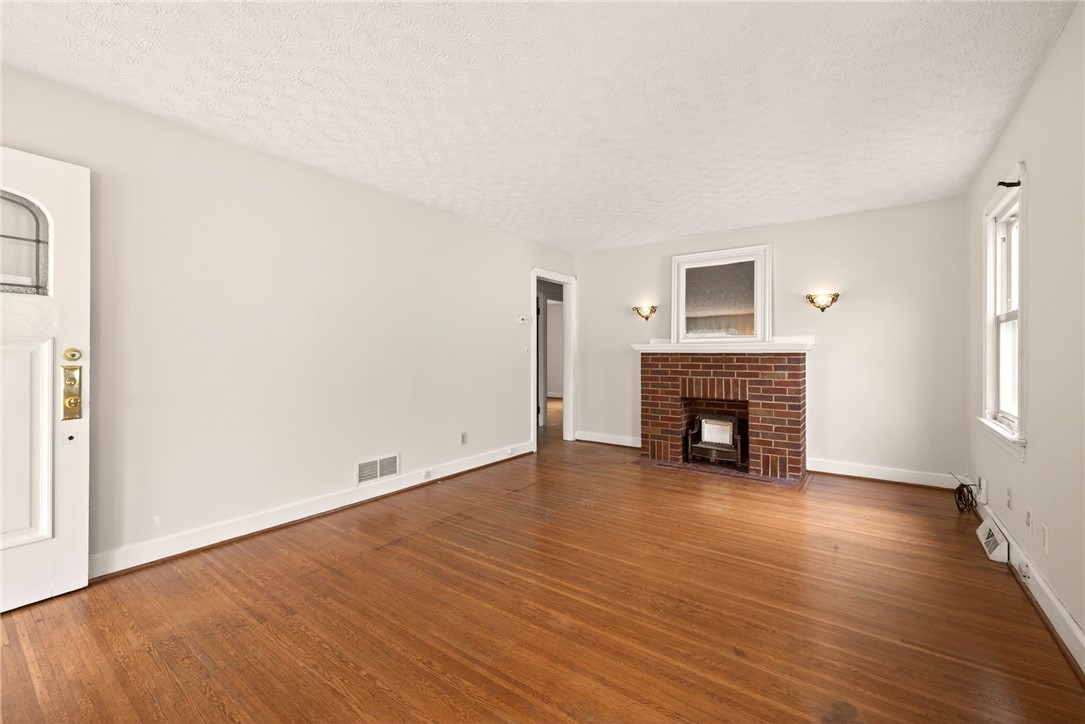 34 Zygment Street Rochester, NY 14621 - Photo 5 of 21