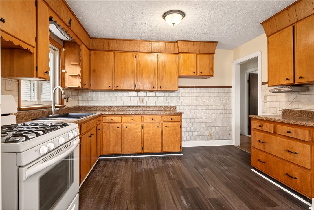 34 Zygment Street Rochester, NY 14621 - Photo 9 of 21