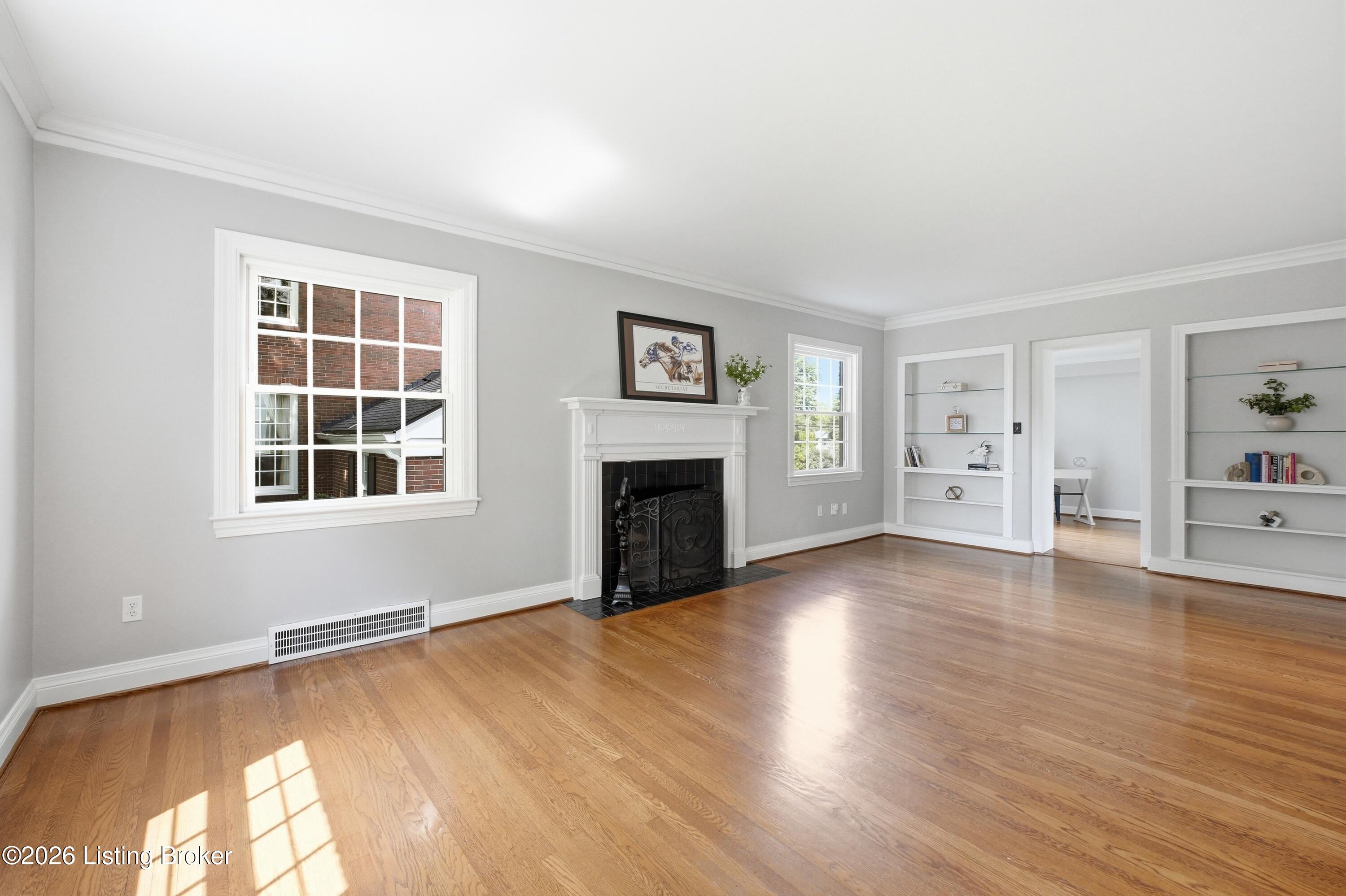 3111 Dundee Road Louisville, KY 40205 - Photo 16 of 61 3111dundee_louisvillerealestatemedia_079