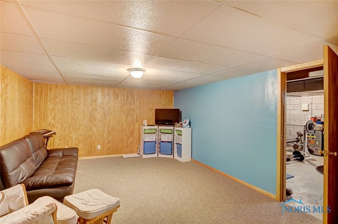 406 Eagle Point Road Rossford, OH 43460 - Photo 25 of 35 Gallery Image 25