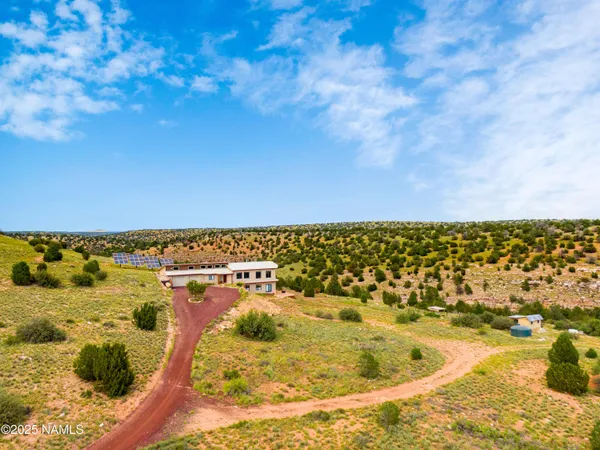 $896,000 | 7709 West Painted Rock Trail, Williams, AZ 86046
