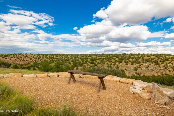 $896,000 | 7709 West Painted Rock Trail, Williams, AZ 86046