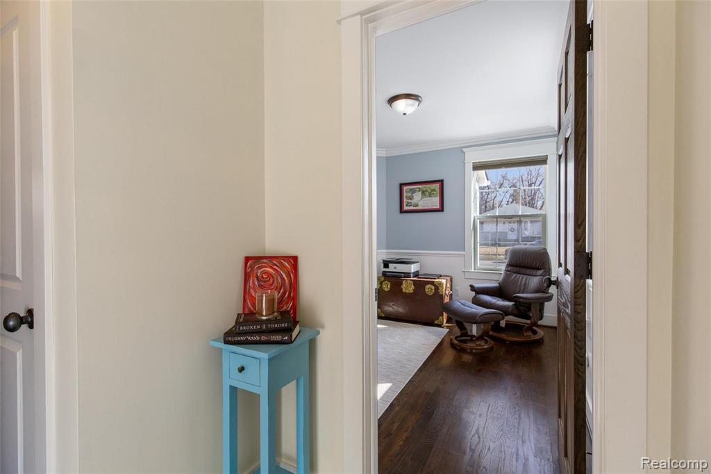 605 Lockwood Road Royal Oak, MI 48067 - Photo 16 of 35