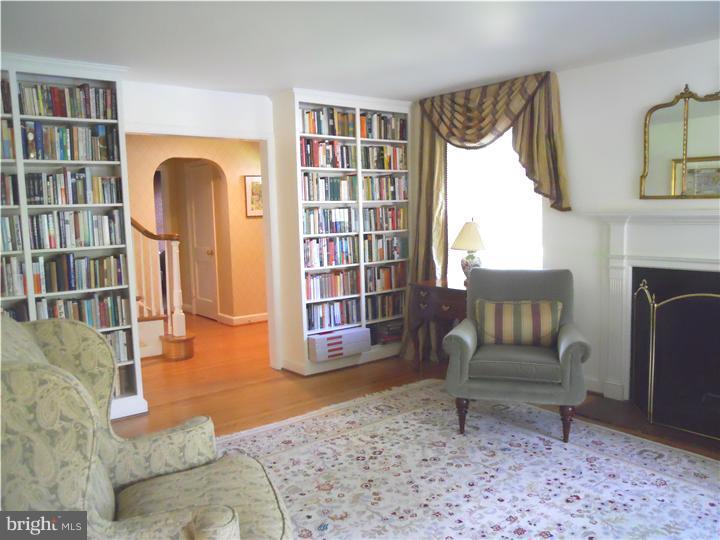 366 Williams Road Wynnewood, PA 19096 - Photo 6 of 25 Living Room