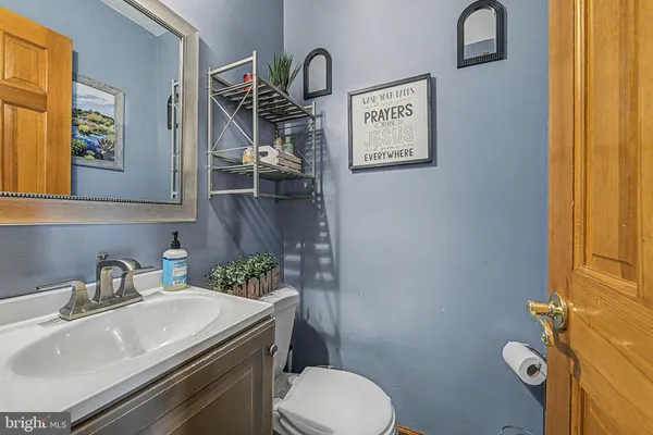 $379,000 | 6 East Judith Drive, Hammonton, NJ 08037