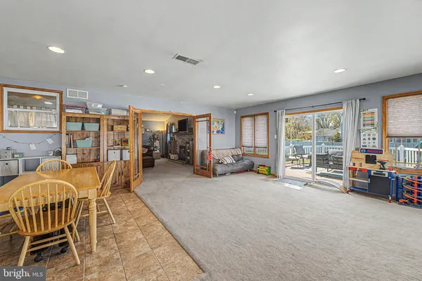 $379,000 | 6 East Judith Drive, Hammonton, NJ 08037