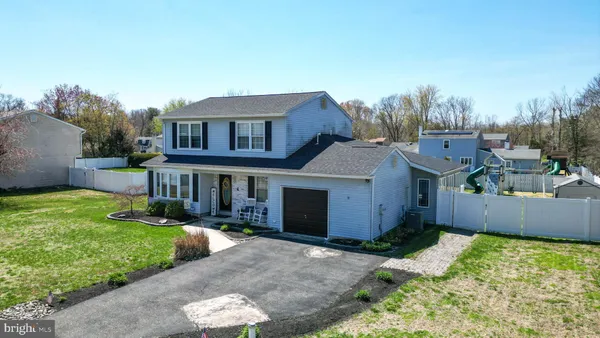 $379,000 | 6 East Judith Drive, Hammonton, NJ 08037