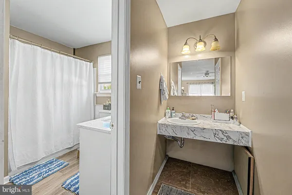 $379,000 | 6 East Judith Drive, Hammonton, NJ 08037