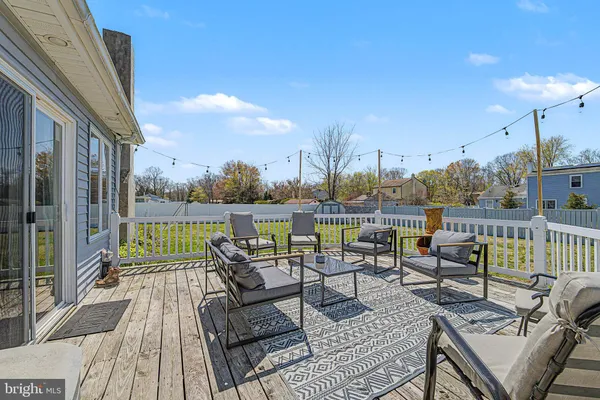 $379,000 | 6 East Judith Drive, Hammonton, NJ 08037