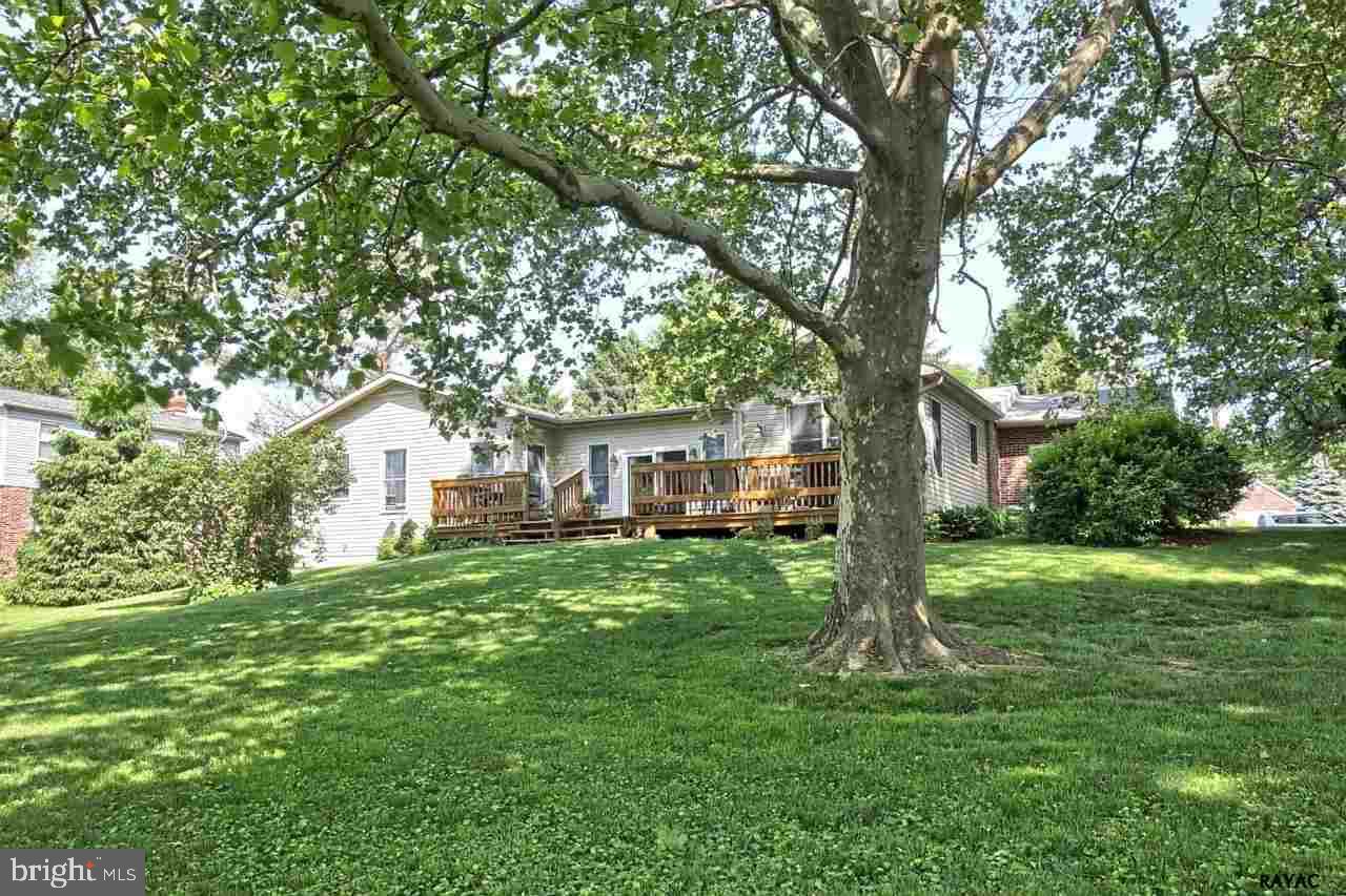 1148 Grandview Road York, PA 17403 - Photo 29 of 36 Gallery Image 29