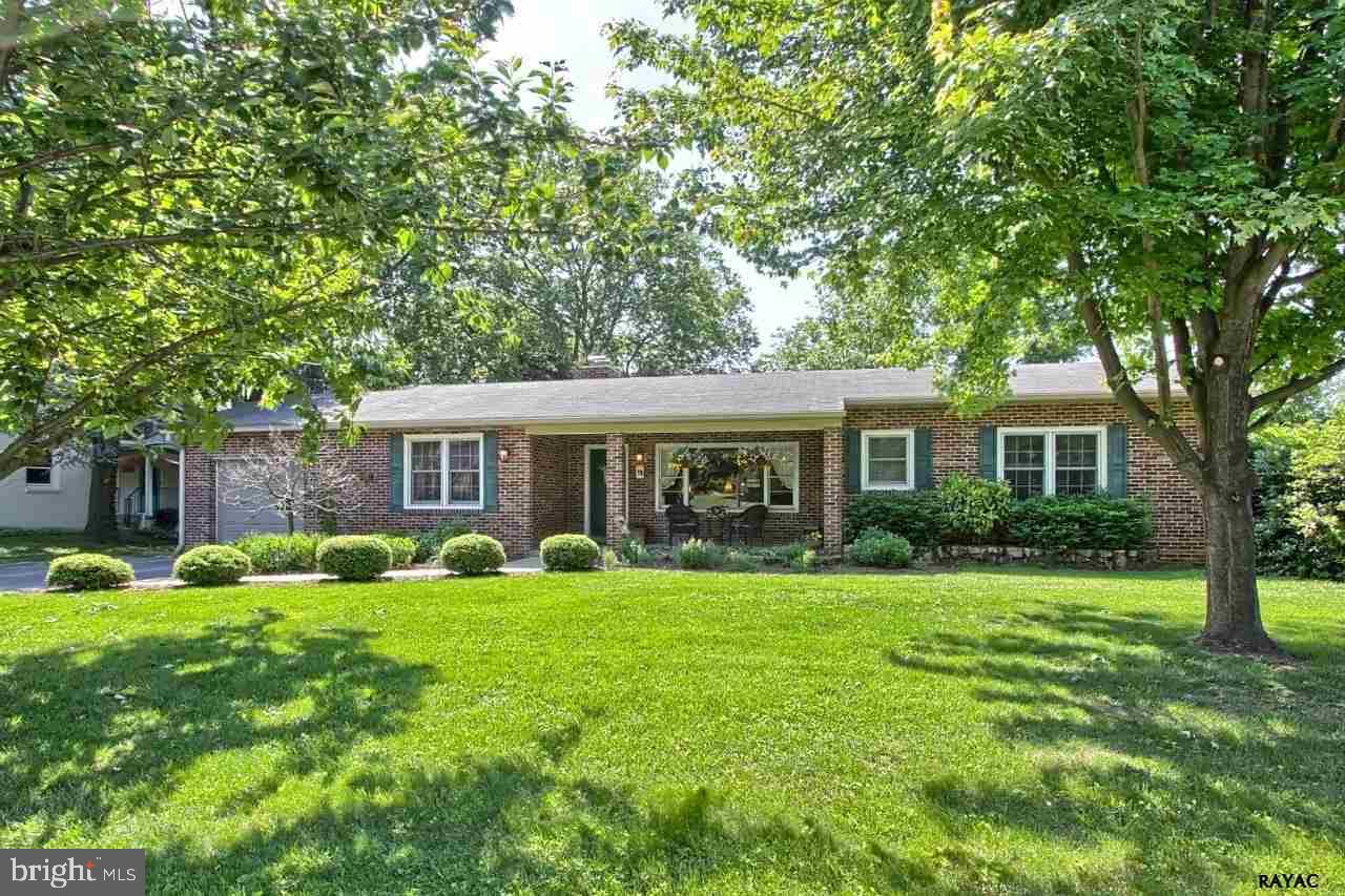 1148 Grandview Road York, PA 17403 - Photo 31 of 36 Gallery Image 31