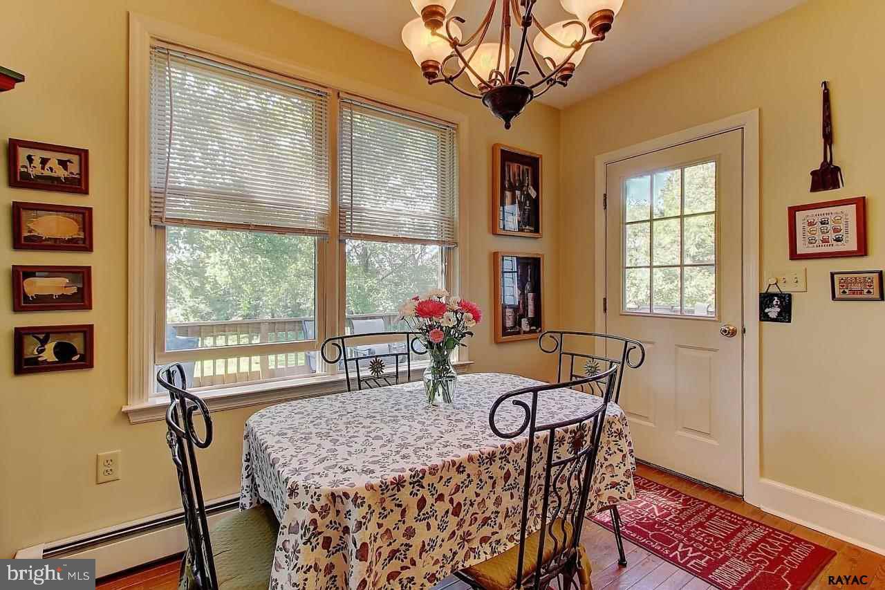 1148 Grandview Road York, PA 17403 - Photo 10 of 36 Gallery Image 10