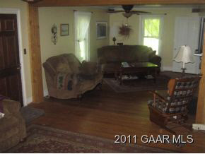 431 Old Mill Road Staunton, VA 24401 - Photo 8 of 20 a living room with furniture