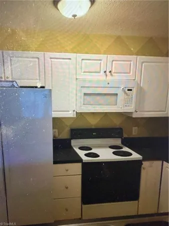 $1,400 | 3709 Morris Farm Drive, Greensboro, NC 27409