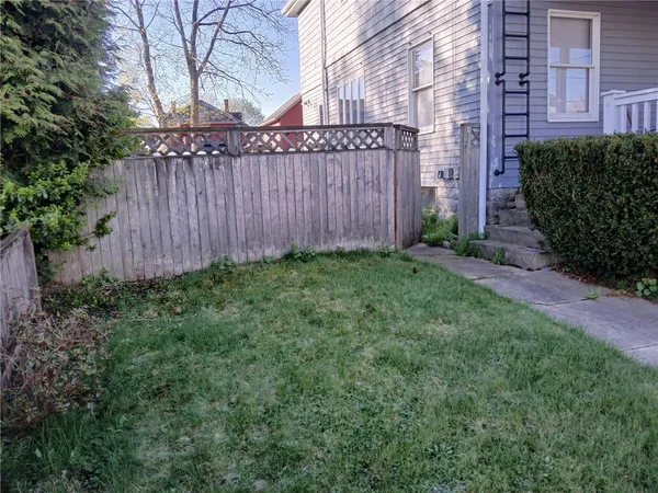 $800 | 170 Bernice Avenue, Woonsocket, RI 02895