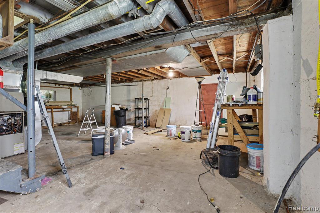 5388 Davison Road Lapeer, MI 48446 - Photo 41 of 48