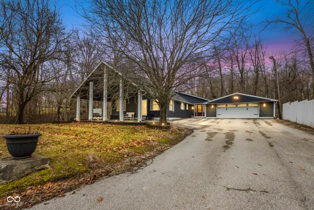 $390,000 | 1446 West State Highway, Spencer, IN 47460