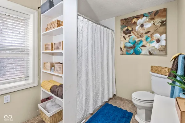 $385,000 | 1446 West State Highway, Spencer, IN 47460