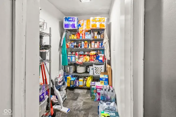 $385,000 | 1446 West State Highway, Spencer, IN 47460