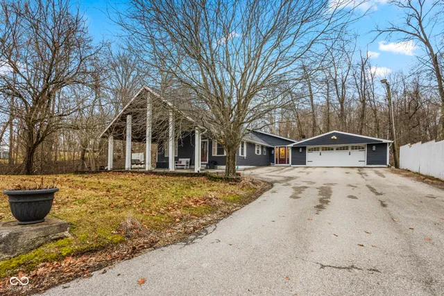 $390,000 | 1446 West State Highway, Spencer, IN 47460