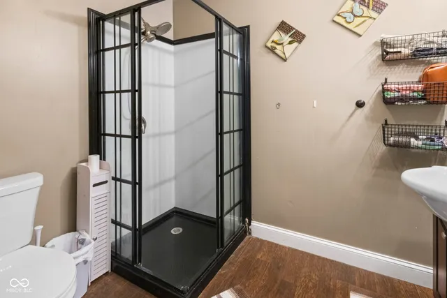 $390,000 | 1446 West State Highway, Spencer, IN 47460