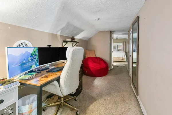 $385,000 | 1446 West State Highway, Spencer, IN 47460