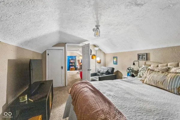 $385,000 | 1446 West State Highway, Spencer, IN 47460