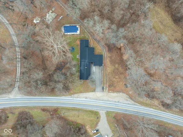 $385,000 | 1446 West State Highway, Spencer, IN 47460