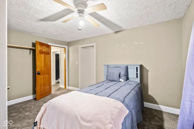 $390,000 | 1446 West State Highway, Spencer, IN 47460